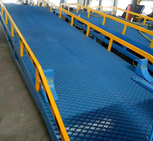 堆龙德庆移动式液压登车桥